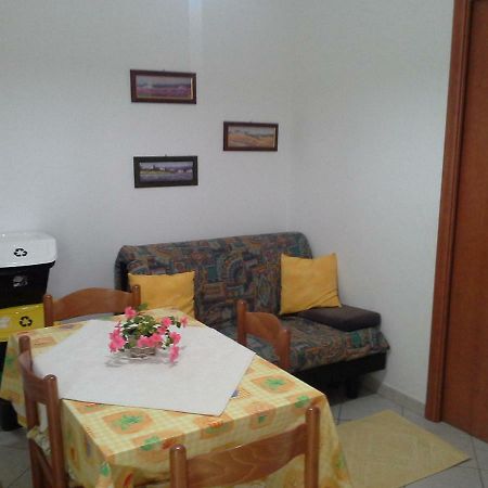 Lovely House Apartment Nebida Luaran gambar