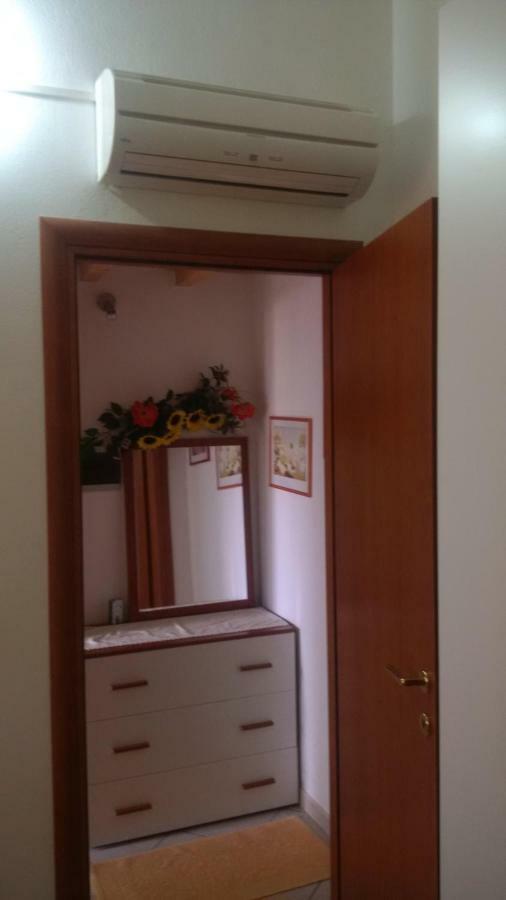 Lovely House Apartment Nebida Luaran gambar