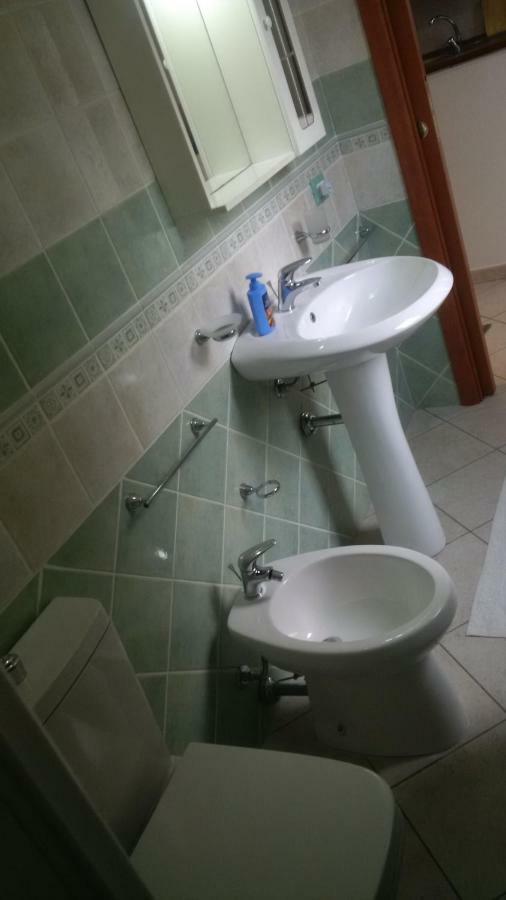 Lovely House Apartment Nebida Luaran gambar