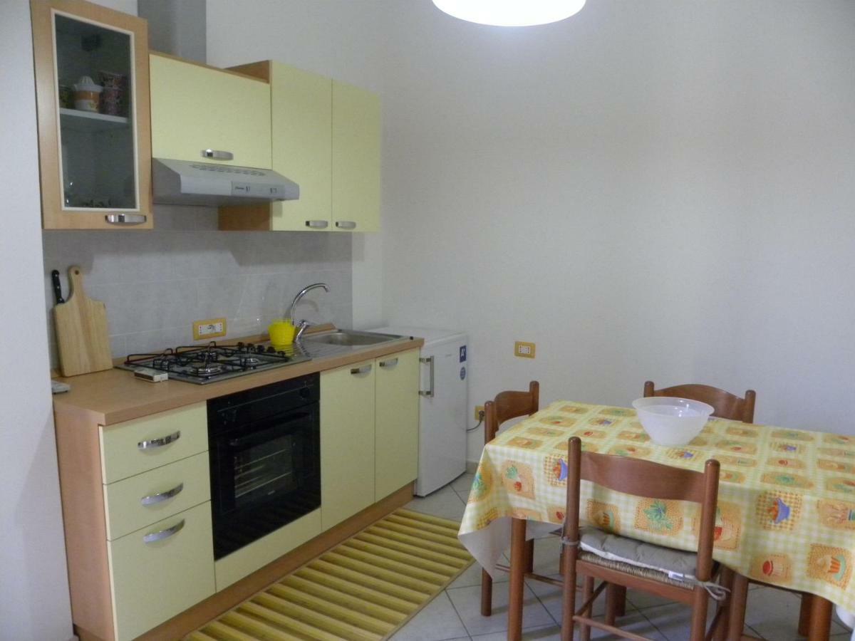 Lovely House Apartment Nebida Luaran gambar