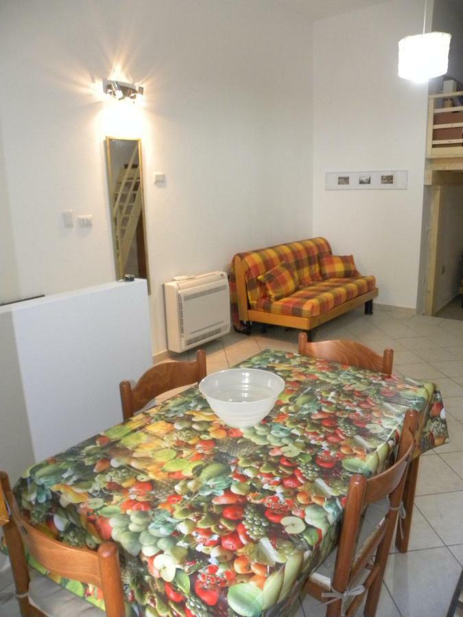 Lovely House Apartment Nebida Luaran gambar